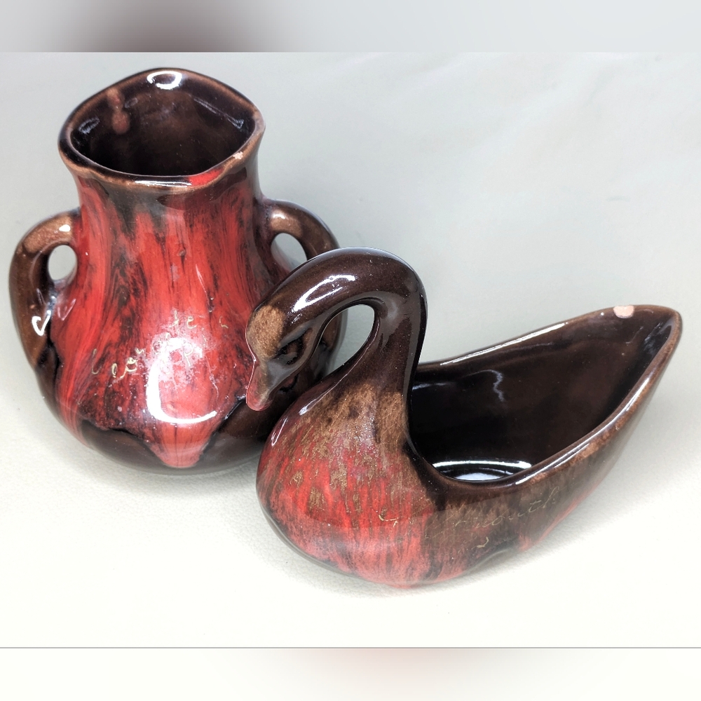 Vintage Mcmaster Craft Pottery Dartmouth, NS, Canada Swan 4.75"  with Tiny Vase
